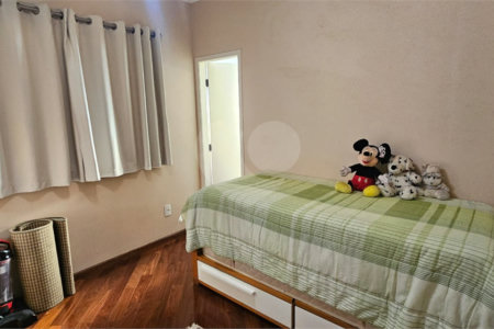 Apartamento à venda com 3 suítes em Sítio São José, Suzano, SP