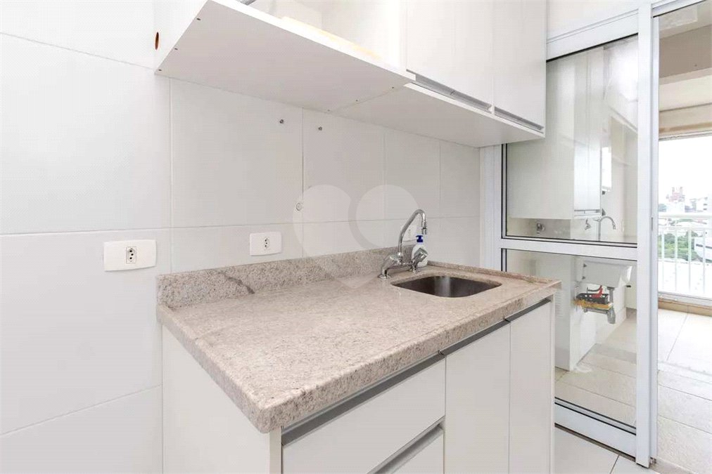 Apartamento à venda com 2 suítes em Vila Cordeiro, São Paulo, SP
