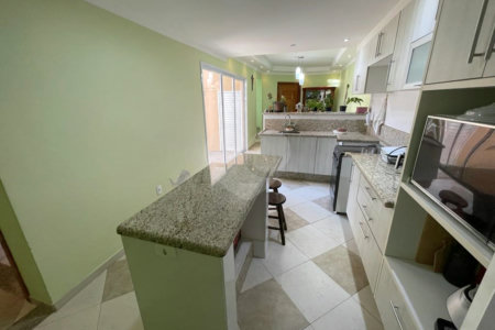 Casa à venda com 3 quartos, sendo 2 suítes,  em Jardim Santa Bárbara, Sorocaba, SP