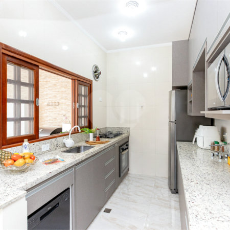 Casa à venda com 5 quartos, sendo 1 suíte, em Jardim Caravelas, São Paulo, SP