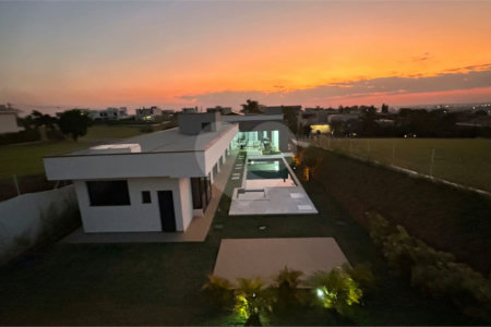 Casa à venda com 4 suítes no condomínio Fazenda Kurumin, Itu - SP