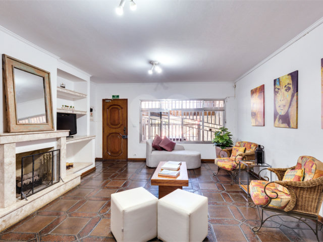 Casa à venda com 3 quartos, sendo 1 suíte,  em Vila Arriete, São Paulo, SP