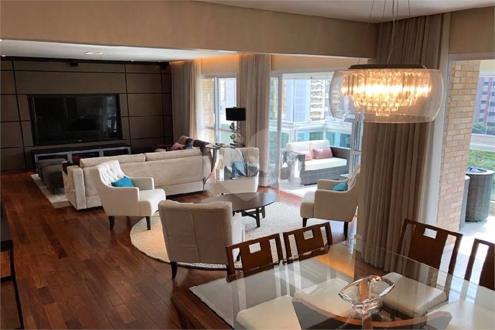 Apartamento à venda com 4 suítes em Brooklin, São Paulo, SP