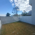 Casa à venda com 2 quartos, sendo 1 suíte, em Jardim Santo Antônio, Atibaia, SP