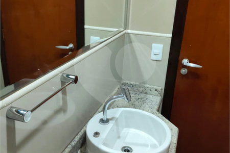 Casa à venda com 3 quartos, sendo 1 suíte, em Jardim Santa Clara, Guarulhos, SP