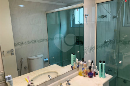 Apartamento à venda com 4 quartos, sendo 1 suíte, em Chácara Santo Antônio, São Paulo, SP