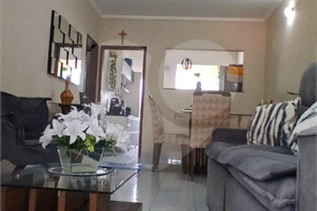 Casa à venda com 4 quartos, sendo 1 suíte, em Campo Grande, Rio de Janeiro, RJ