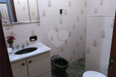 Casa à venda com 3 quartos, sendo 1 suíte, no Centro, Vinhedo, SP