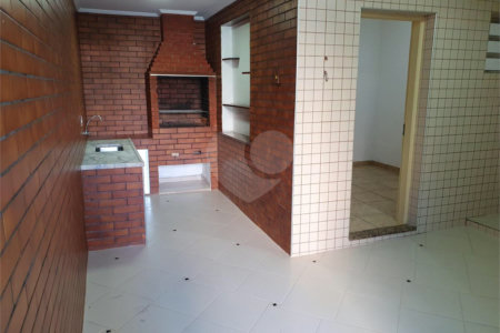 Casa de Vila à venda com 4 quartos, sendo 1 suíte, em Santana, São Paulo, SP
