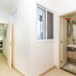 Casa Sobrado à venda com 342 m², 3 dormitórios, sendo 2 suítes, 4 vagas na Vila Mariana - São Paulo.