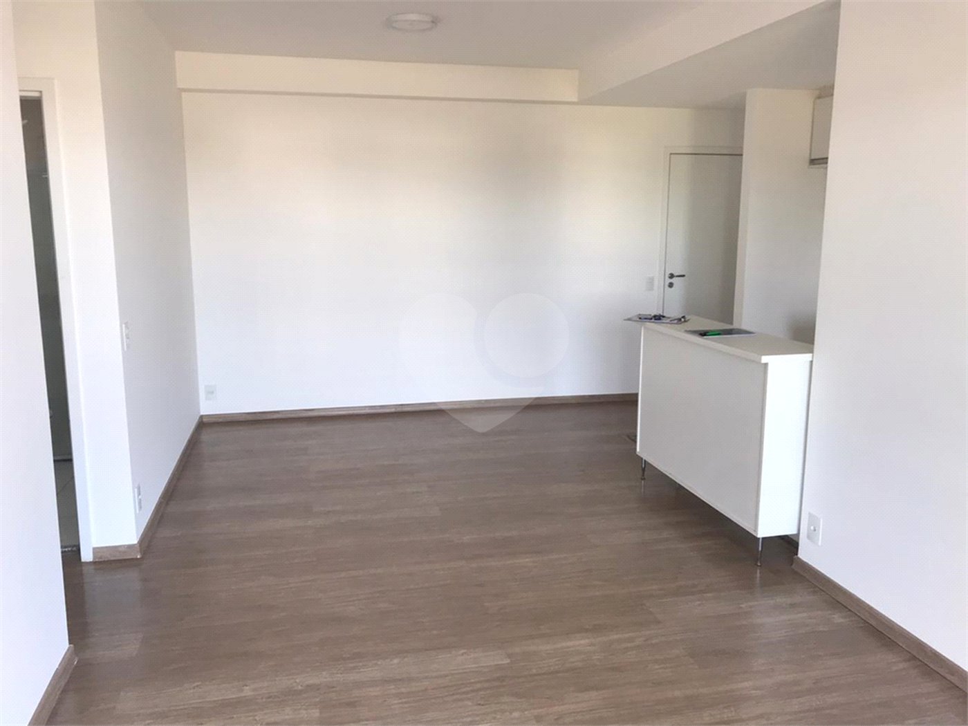Apartamento à venda com 3 quartos, sendo 1 suíte,  em Jardim Ypê, Paulínia, SP