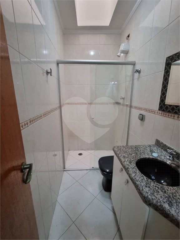 Casa à venda ou para alugar com 3 quartos, sendo 1 suíte,  em Bosque da Saúde, São Paulo, SP