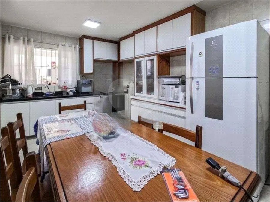 Casa à venda com 3 quartos em Jardim Marisa, São Paulo, SP