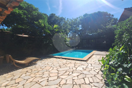 Casa à venda ou para alugar com 6 suítes em Marina, Armação dos Búzios, RJ