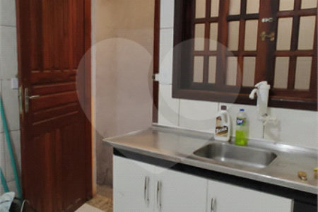 Casa à venda com 2 quartos, sendo 1 suíte, em Jardim Míriam, Suzano, SP