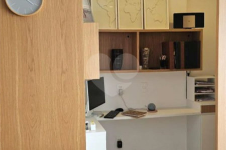 Apartamento à venda com 3 suítes em Mirandópolis, São Paulo, SP