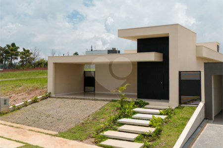 Casa à venda com 3 suítes no condomínio Villagio Azzure, Itupeva - SP
