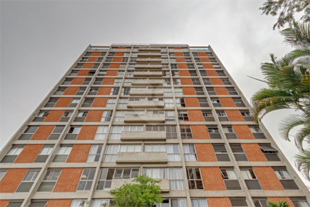 Apartamento à venda com 4 quartos, sendo 2 suítes, em Jardim Marajoara, São Paulo, SP