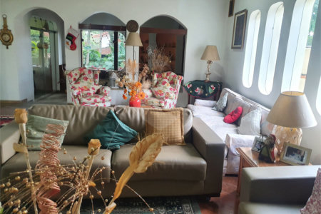 Casa à venda com 4 quartos, sendo 1 suíte, em Interlagos, São Paulo, SP