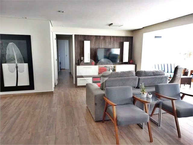 Apartamento à venda com 3 suítes em Santana, São Paulo, SP