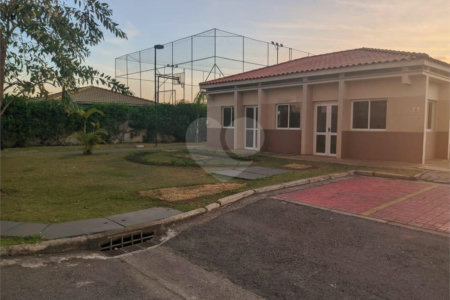 Apartamento à venda com 3 quartos, sendo 1 suíte, em Conjunto Residencial Irai, Suzano, SP