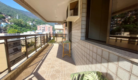 Apartamento à venda com 4 quartos, sendo 1 suíte,  em Tijuca, Rio de Janeiro, RJ
