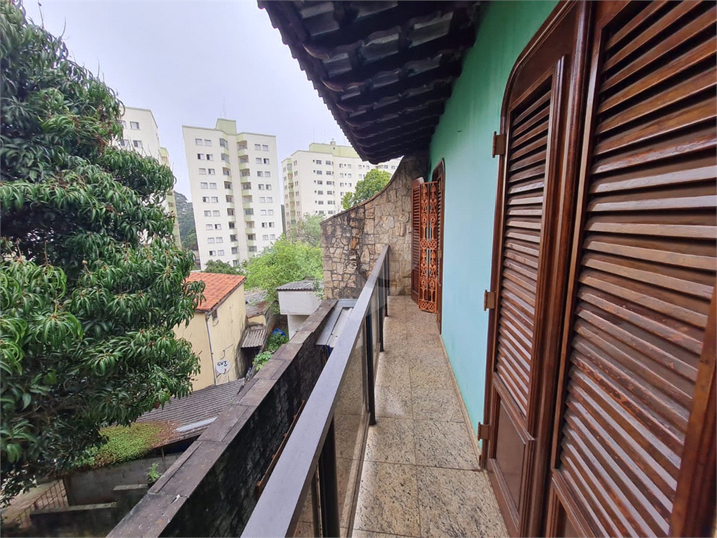 Sobrado à venda com 3 quartos, sendo 1 suíte, em Vila Tibagi, Guarulhos, SP