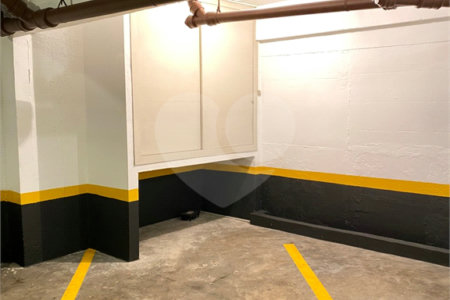 Cobertura à venda com 3 quartos, sendo 1 suíte,  em Brooklin Paulista, São Paulo, SP