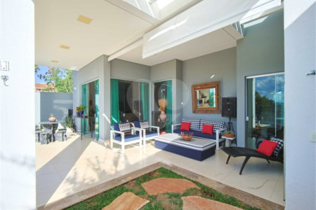 Casa à venda com 5 suítes em Jardim Mirante das Estâncias, Águas de Lindóia, SP
