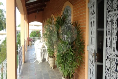Casa à venda com 4 quartos, sendo 2 suítes,  no condomínio Acmti - Colinas do Mosteiro, Terras de Itaici e Recanto dos Pássaros, Indaiatuba - SP