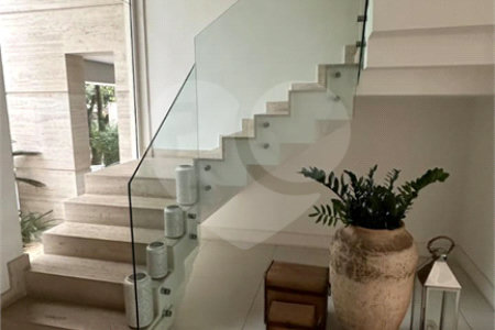 Casa à venda com 5 suítes no condomínio Residencial Morumbi, São Paulo - SP