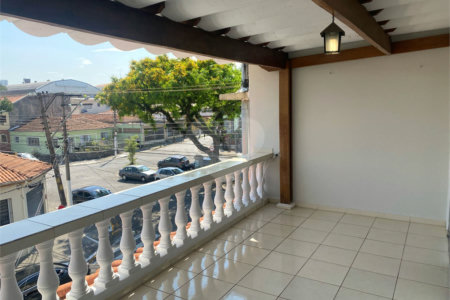 Casa à venda com 3 quartos em Lapa, São Paulo, SP