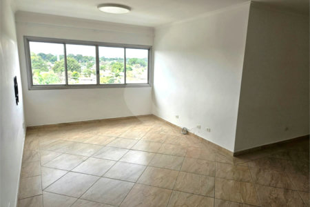 Apartamento para alugar com 3 quartos, sendo 1 suíte, em Alto da Boa Vista, São Paulo, SP