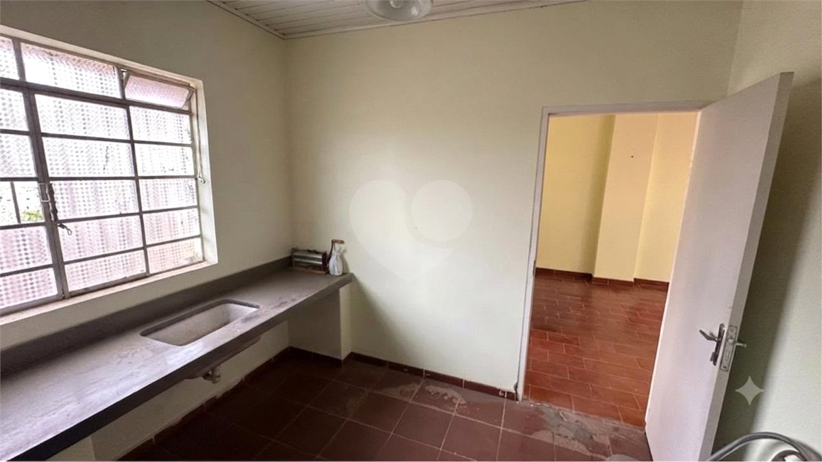 Casa à venda com 3 quartos no Centro, Sorocaba, SP
