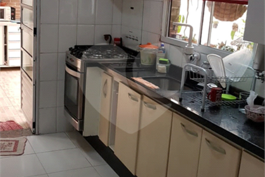 Casa de Vila à venda com 3 quartos, sendo 1 suíte, em Jardim Aricanduva, São Paulo, SP