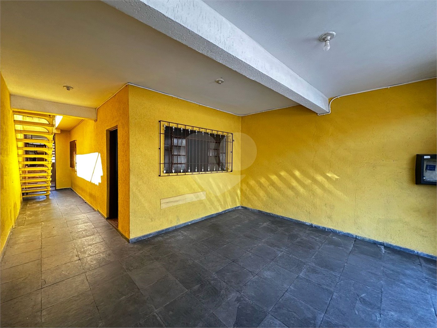 Sobrado à venda com 4 quartos, sendo 1 suíte, em Vila Amorim, Suzano, SP