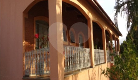 Casa à venda com 4 quartos, sendo 2 suítes,  no condomínio Acmti - Colinas do Mosteiro, Terras de Itaici e Recanto dos Pássaros, Indaiatuba - SP
