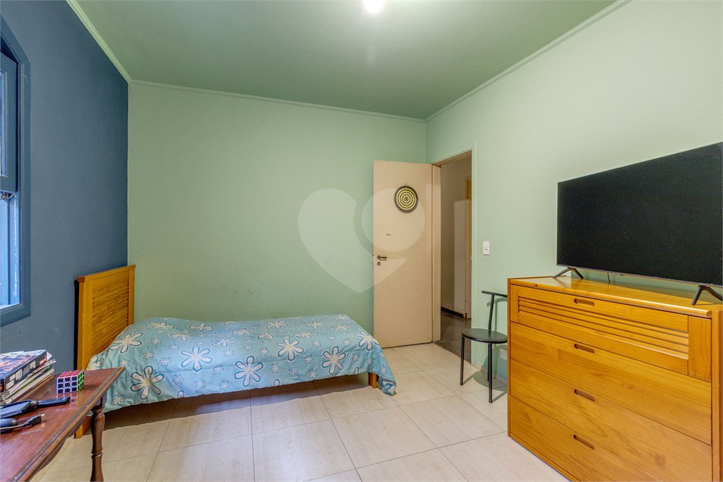 Casa à venda com 4 quartos, sendo 3 suítes,  em Alto da Boa Vista, São Paulo, SP