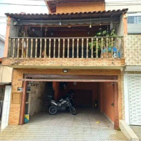 Sobrado à venda com 4 quartos, sendo 1 suíte, em Santo Antônio, Osasco, SP