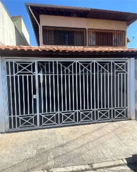 Sobrado à venda com 4 quartos, sendo 1 suíte, em Jardim Ester Yolanda, São Paulo, SP