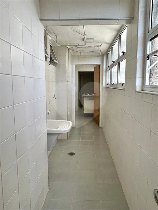 Apartamento de 105 m2, 3 dorms, 2 vagas livres em Perdizes