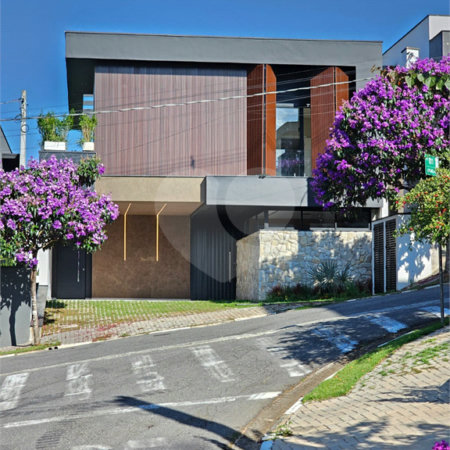 Casa à venda com 3 suítes no condomínio Mosaico Essence Cond., Mogi das Cruzes - SP