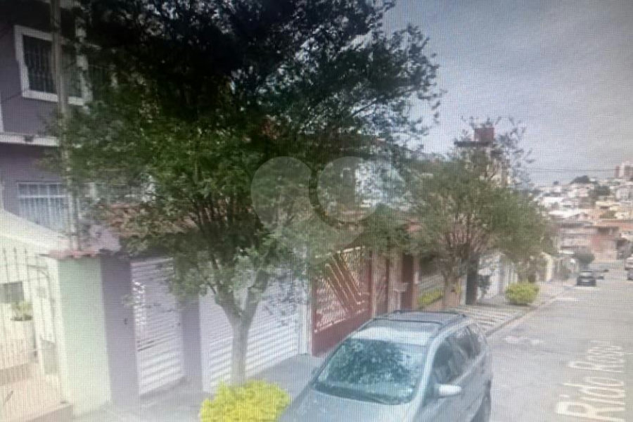 Sobrado à venda com 3 quartos, sendo 1 suíte, em Vila Nova Cachoeirinha, São Paulo, SP