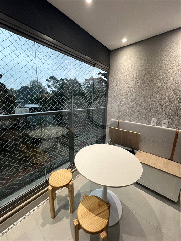 Apartamento à venda ou para alugar com 1 quarto em Pinheiros, São Paulo, SP