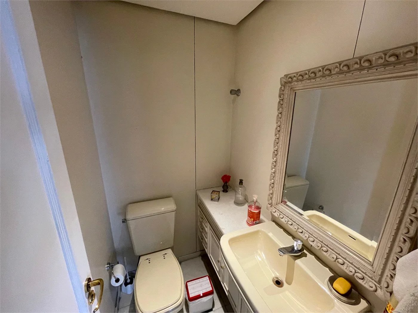 Apartamento à venda com 3 quartos, sendo 1 suíte,  em Lar São Paulo, São Paulo, SP