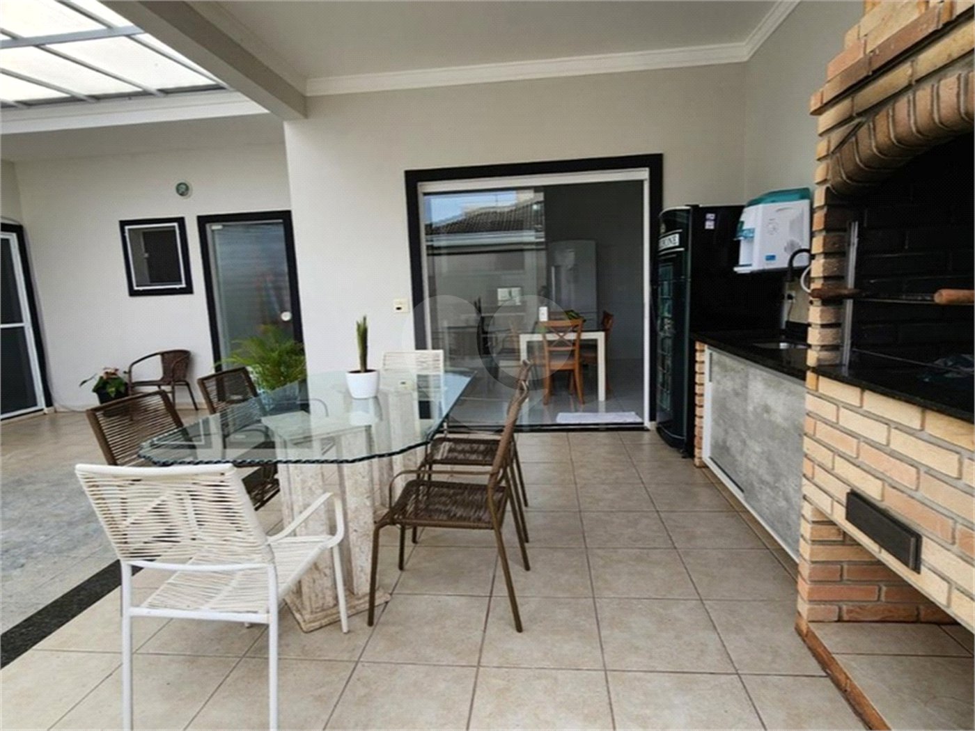 Casa à venda com 4 quartos, sendo 2 suítes, no condomínio Ibiti Royal Park, Sorocaba - SP