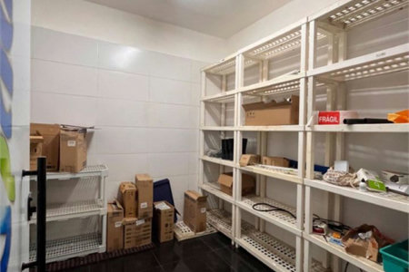 Prédio Corporativo em Santos | 4 Pavimentos | Galpão com Pé-Direito Duplo | Estrutura para +200 Pessoas | Compra Ou Locação