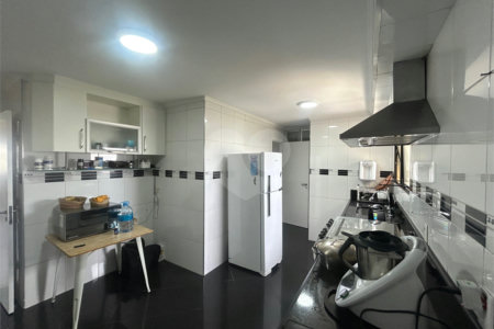 Apartamento à venda com 3 quartos, sendo 2 suítes, em Alto da Boa Vista, São Paulo, SP