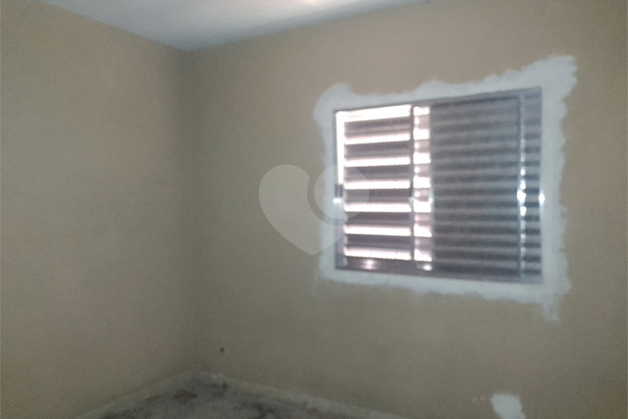 Sobrado à venda com 5 quartos em Parada Inglesa, São Paulo, SP