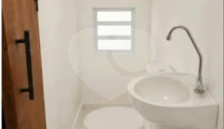 Sobrado à venda com 2 quartos em Jardim San Ressore (caucaia do Alto), Cotia, SP